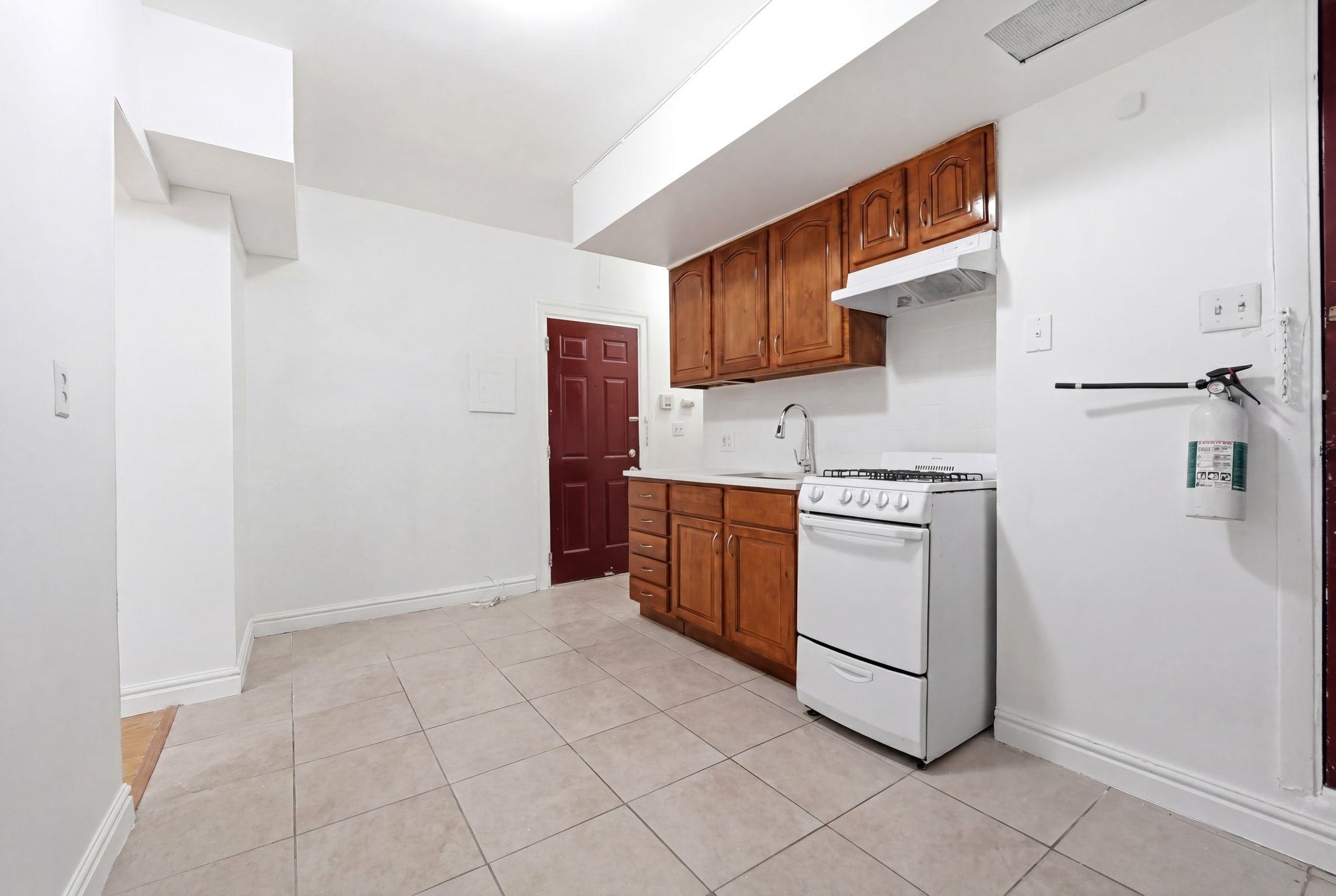 7111 PALISADE AVE Unit: 1