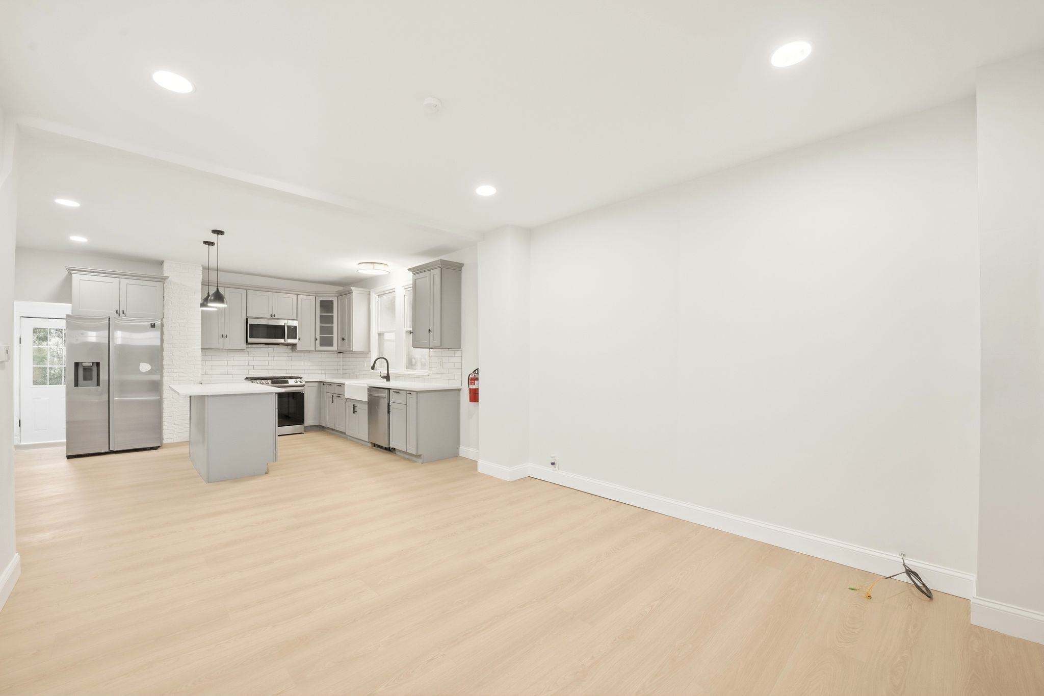139 WEST 51ST ST