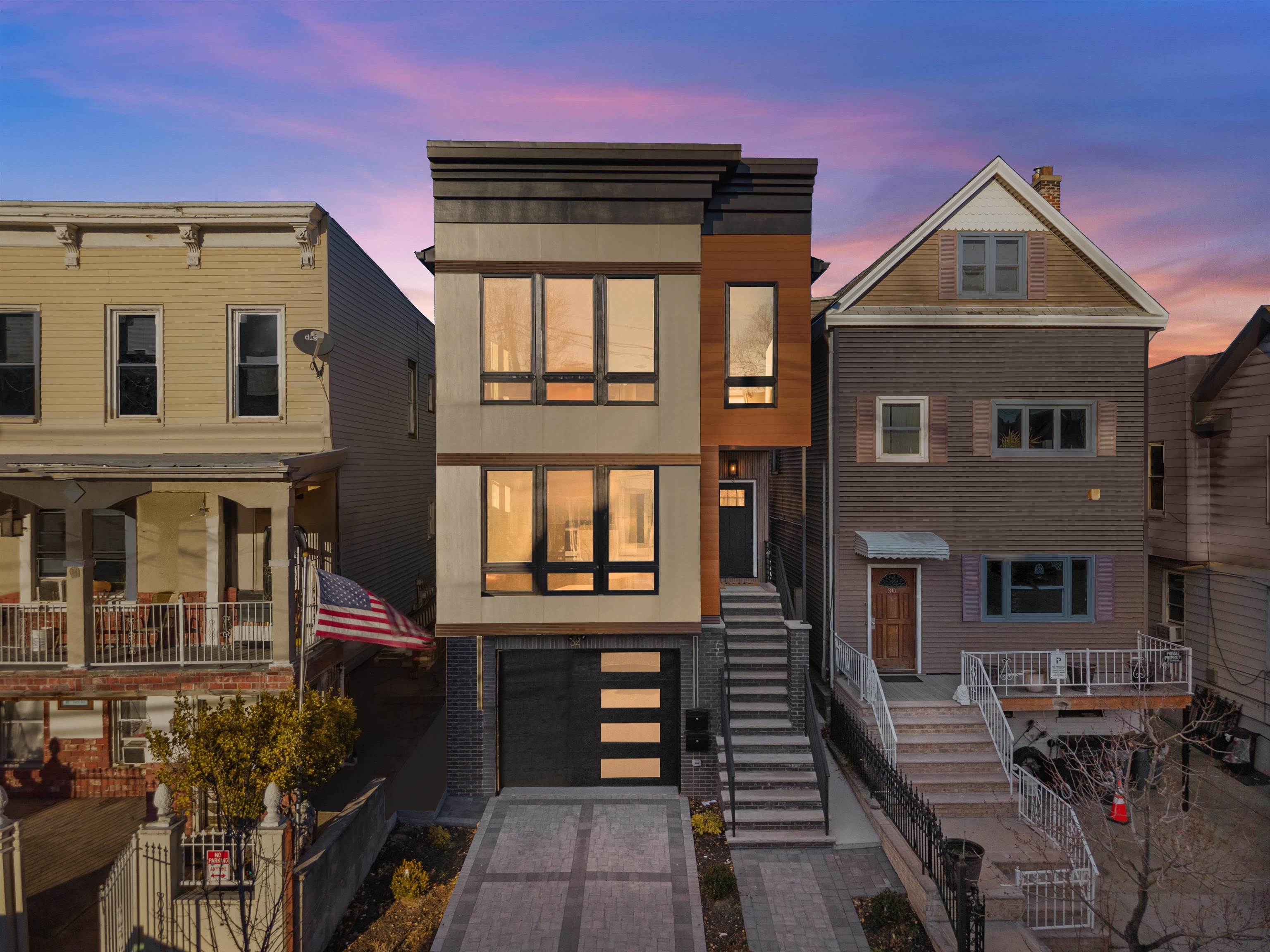 32 ZABRISKIE ST Unit: 1