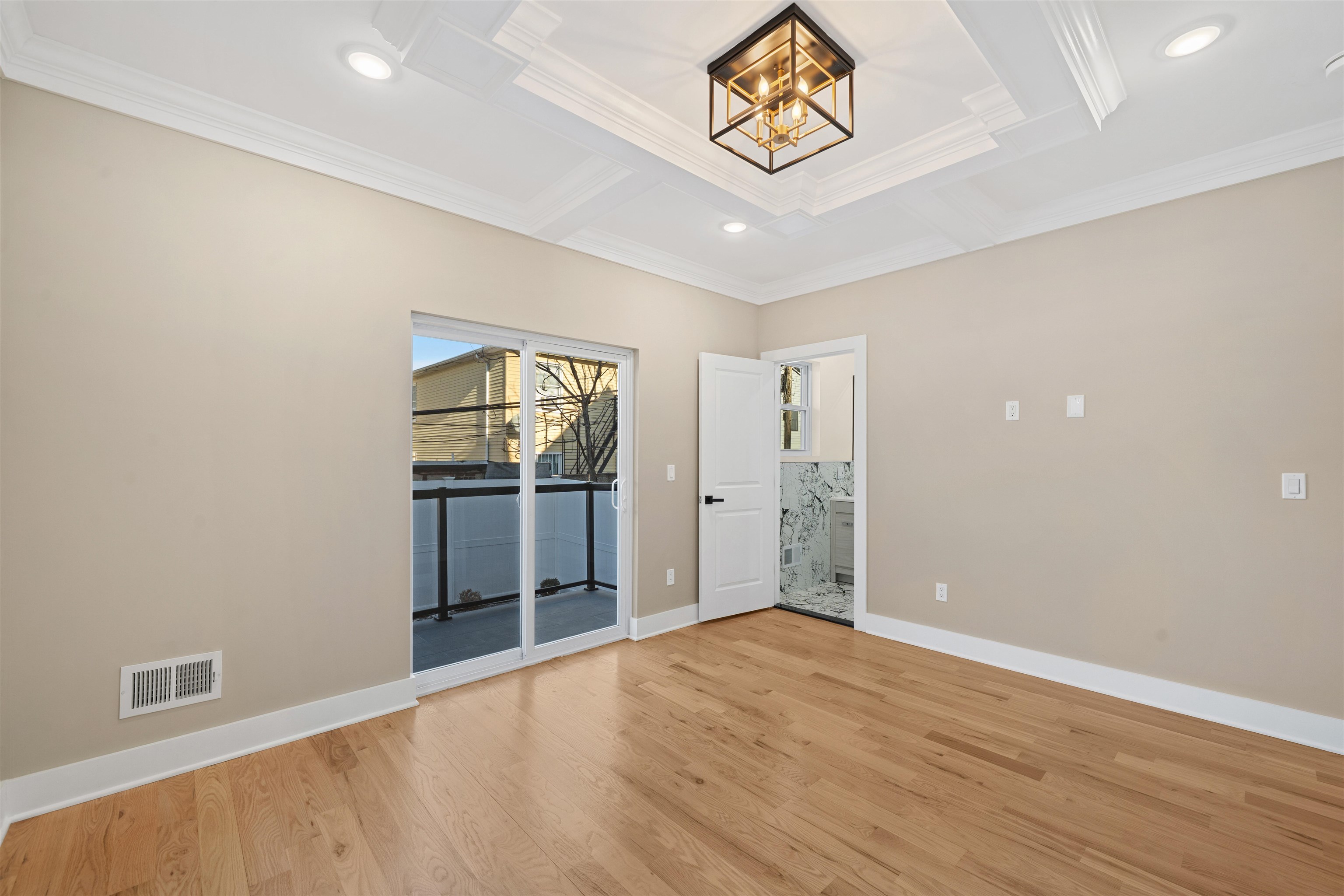 32 ZABRISKIE ST Unit: 1