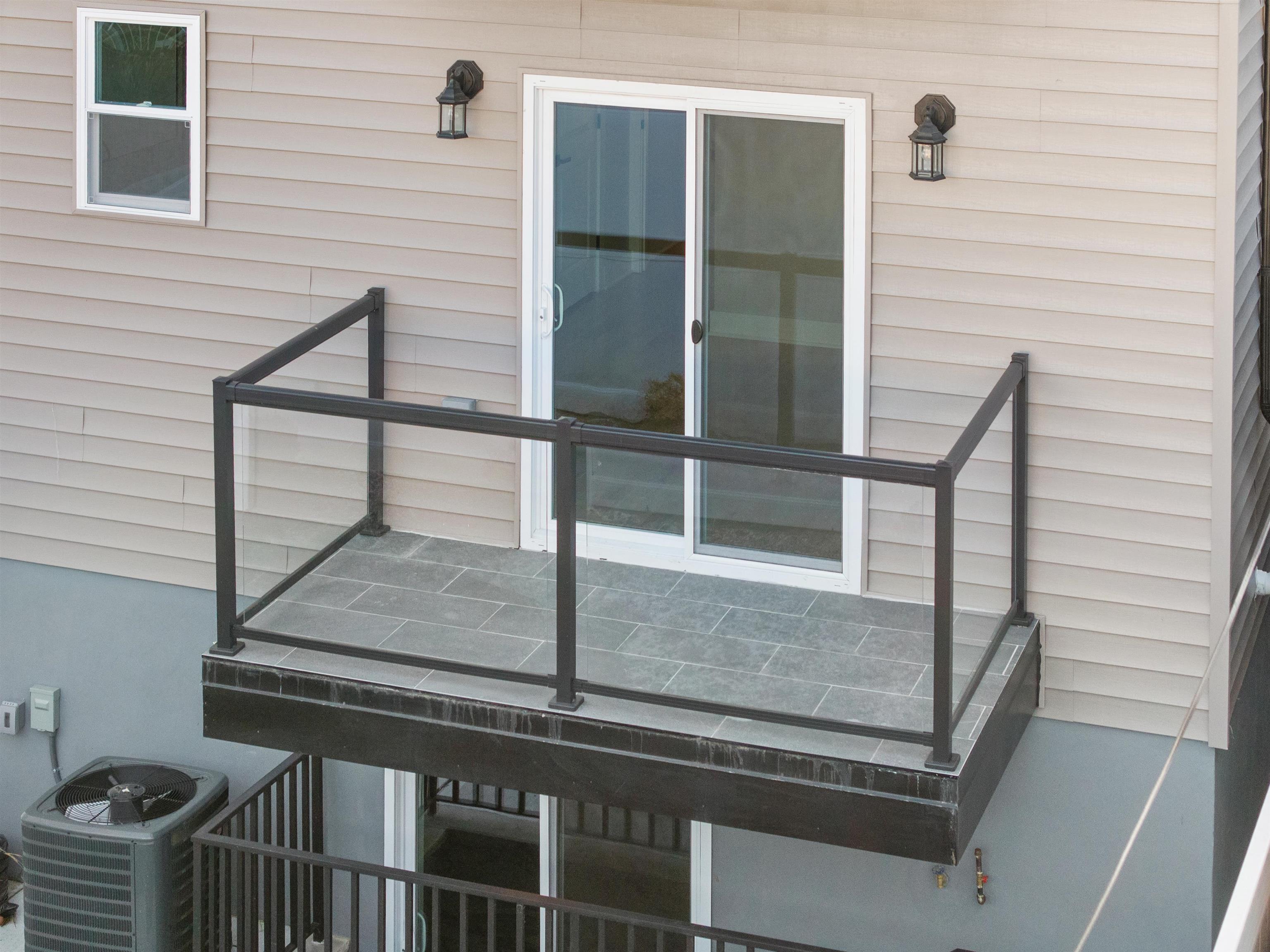 32 ZABRISKIE ST Unit: 1