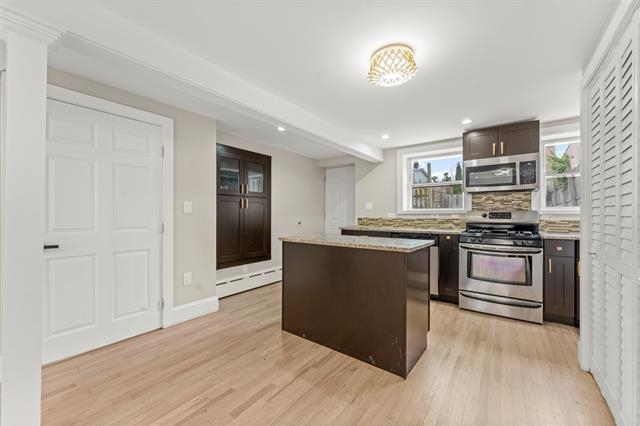 369 WEBSTER AVE