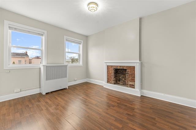 369 WEBSTER AVE