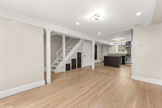 369 WEBSTER AVE