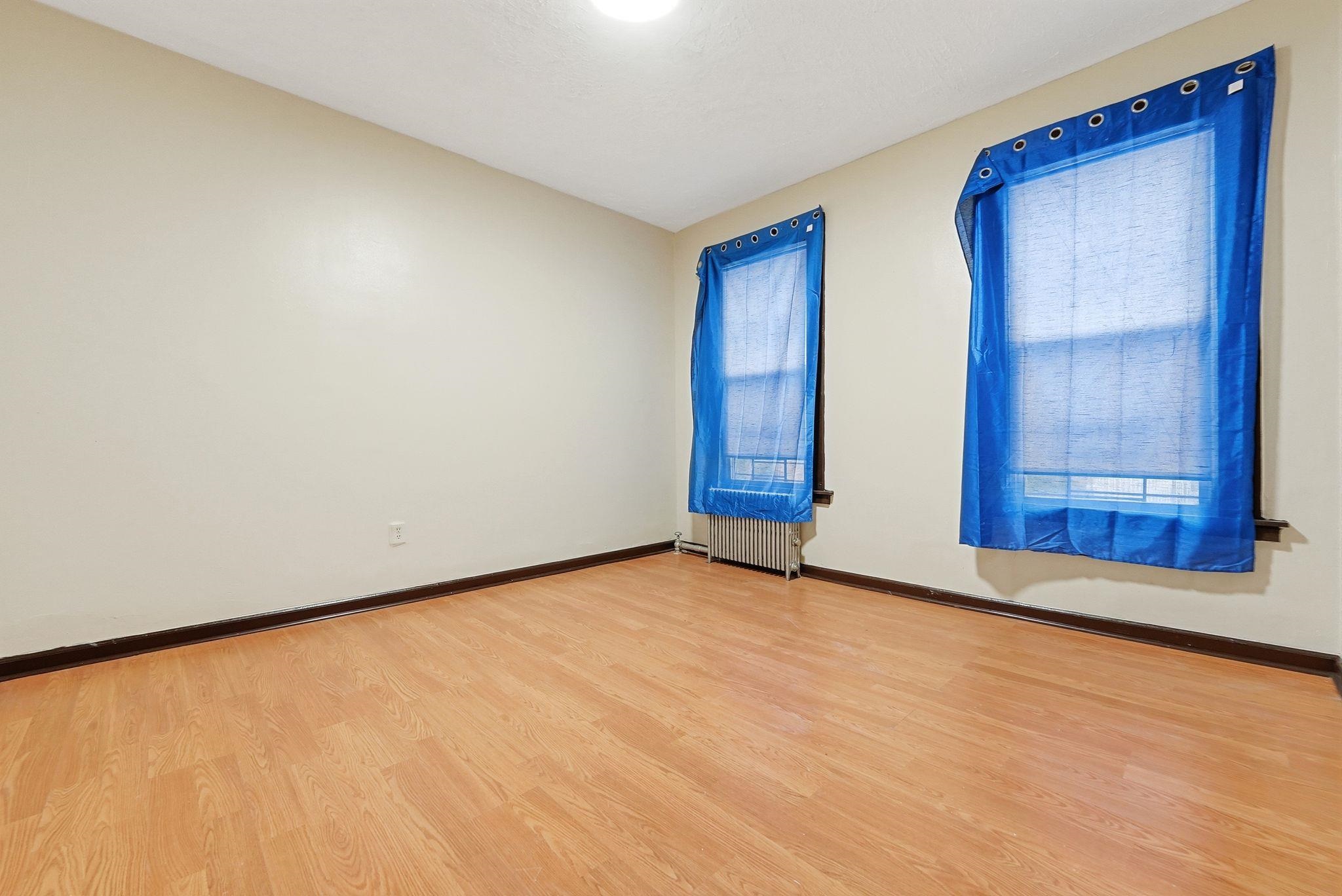 86 SEAVIEW AVE