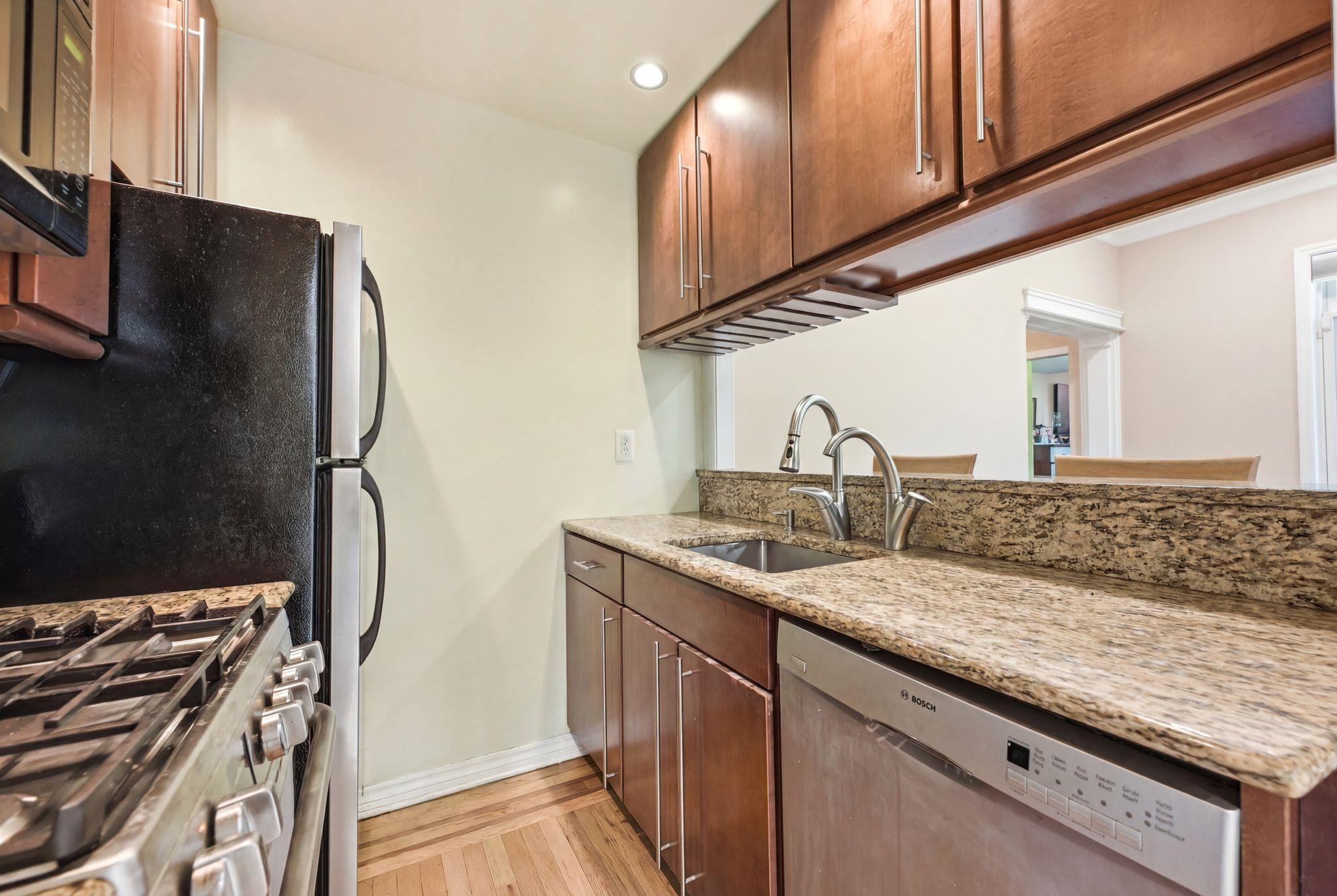 245 3RD ST Unit: 1