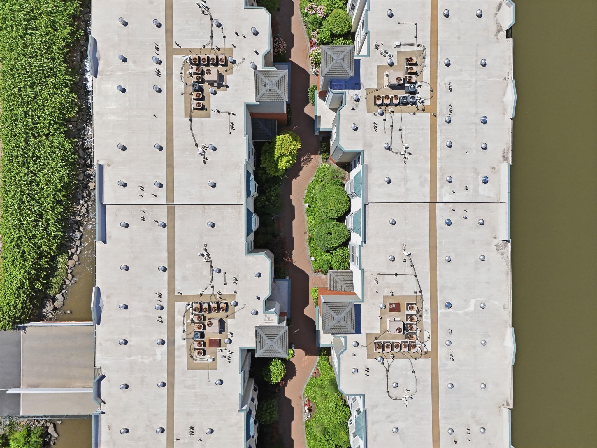 242 THE PROMENADE Unit: 242