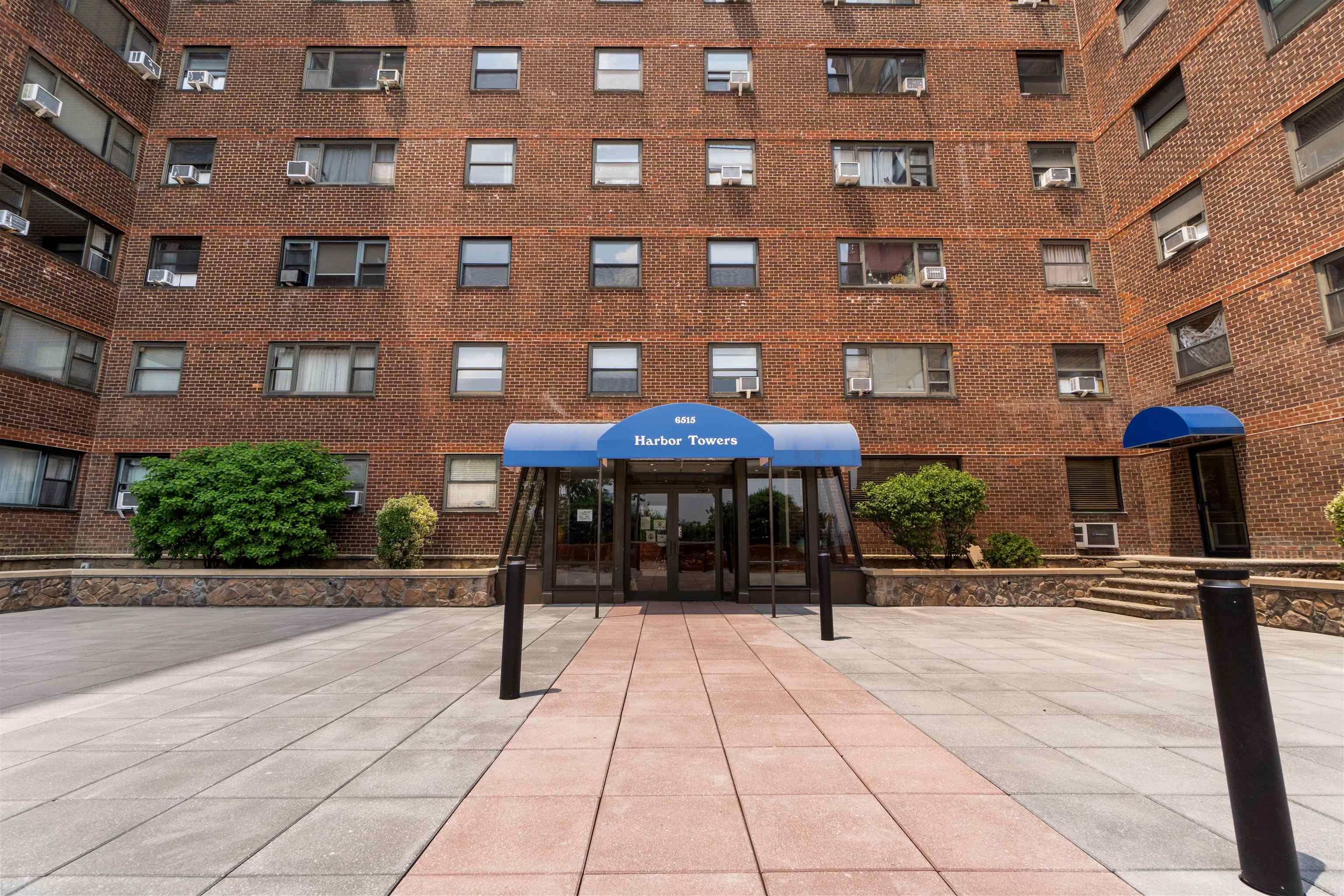 6515 BLVD EAST Unit: 7D