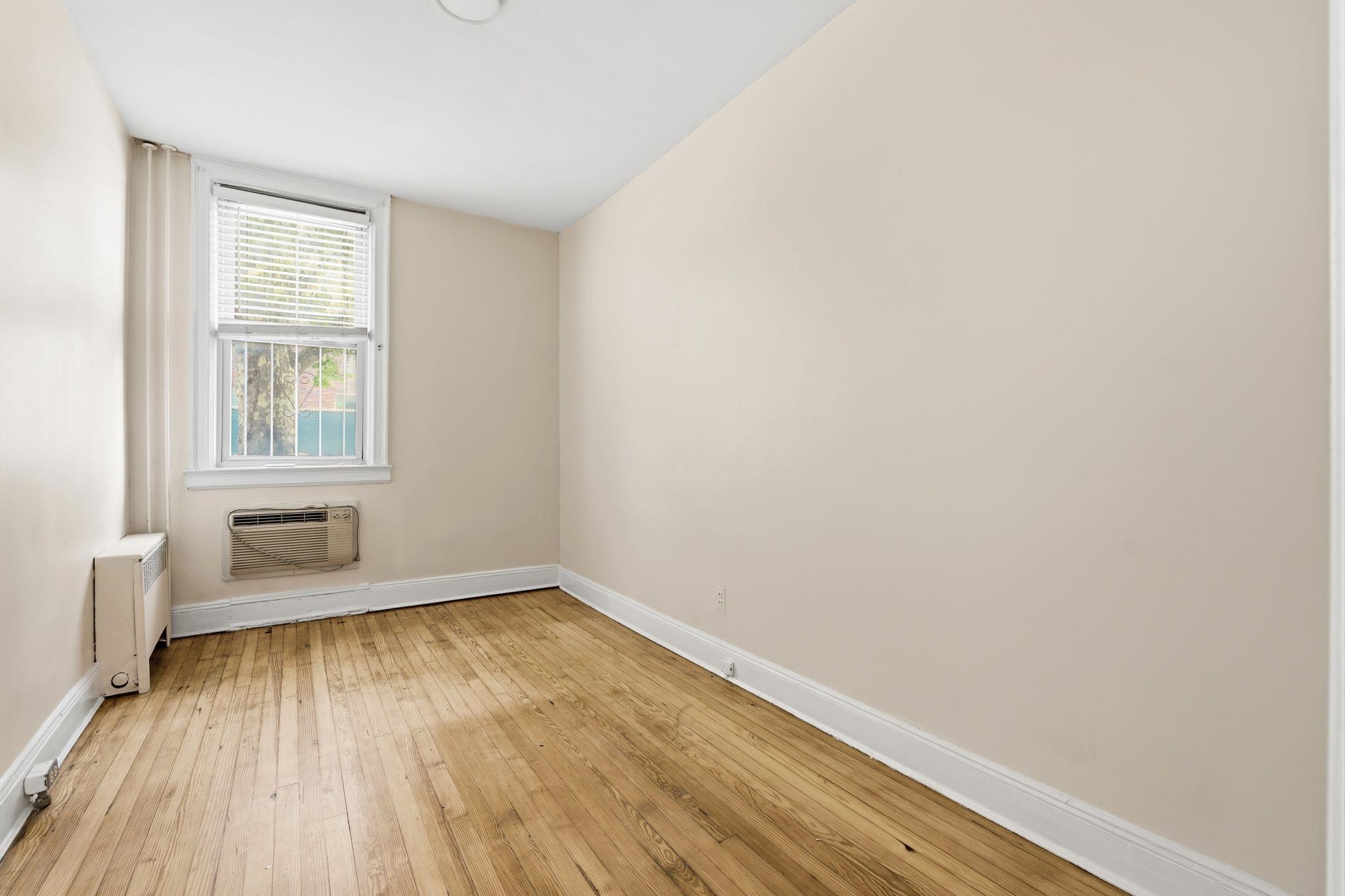74 YALE AVE Unit: 1