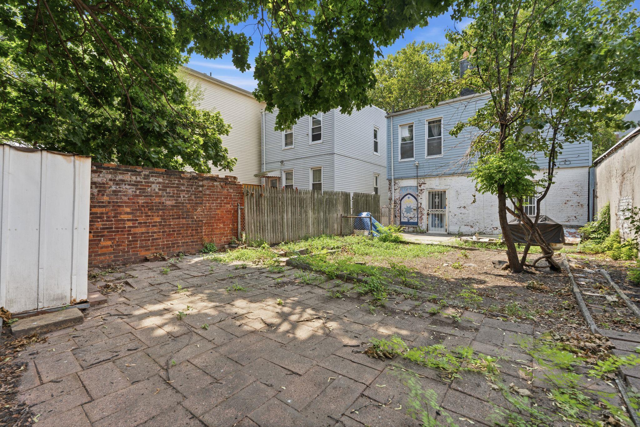 74 YALE AVE Unit: 1