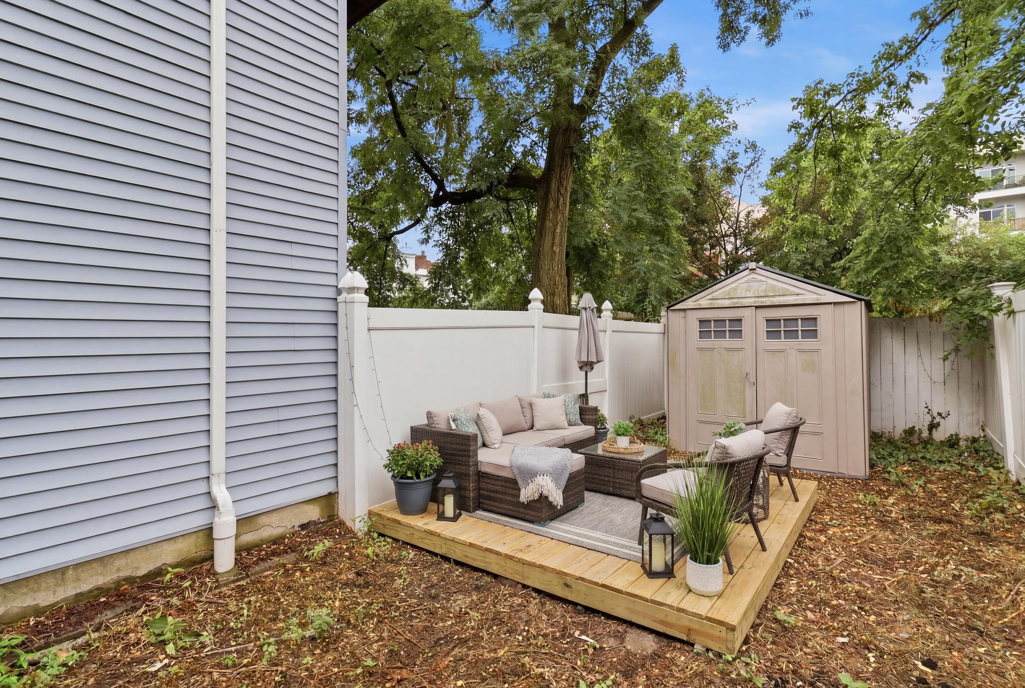 491 MERCER ST Unit: 2