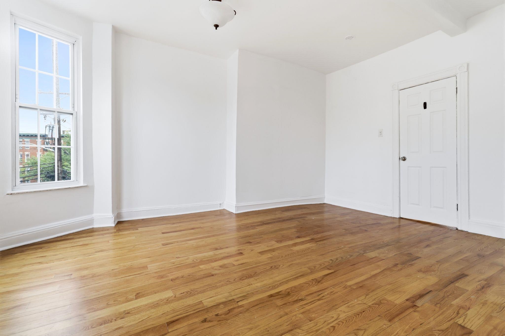491 MERCER ST Unit: 2