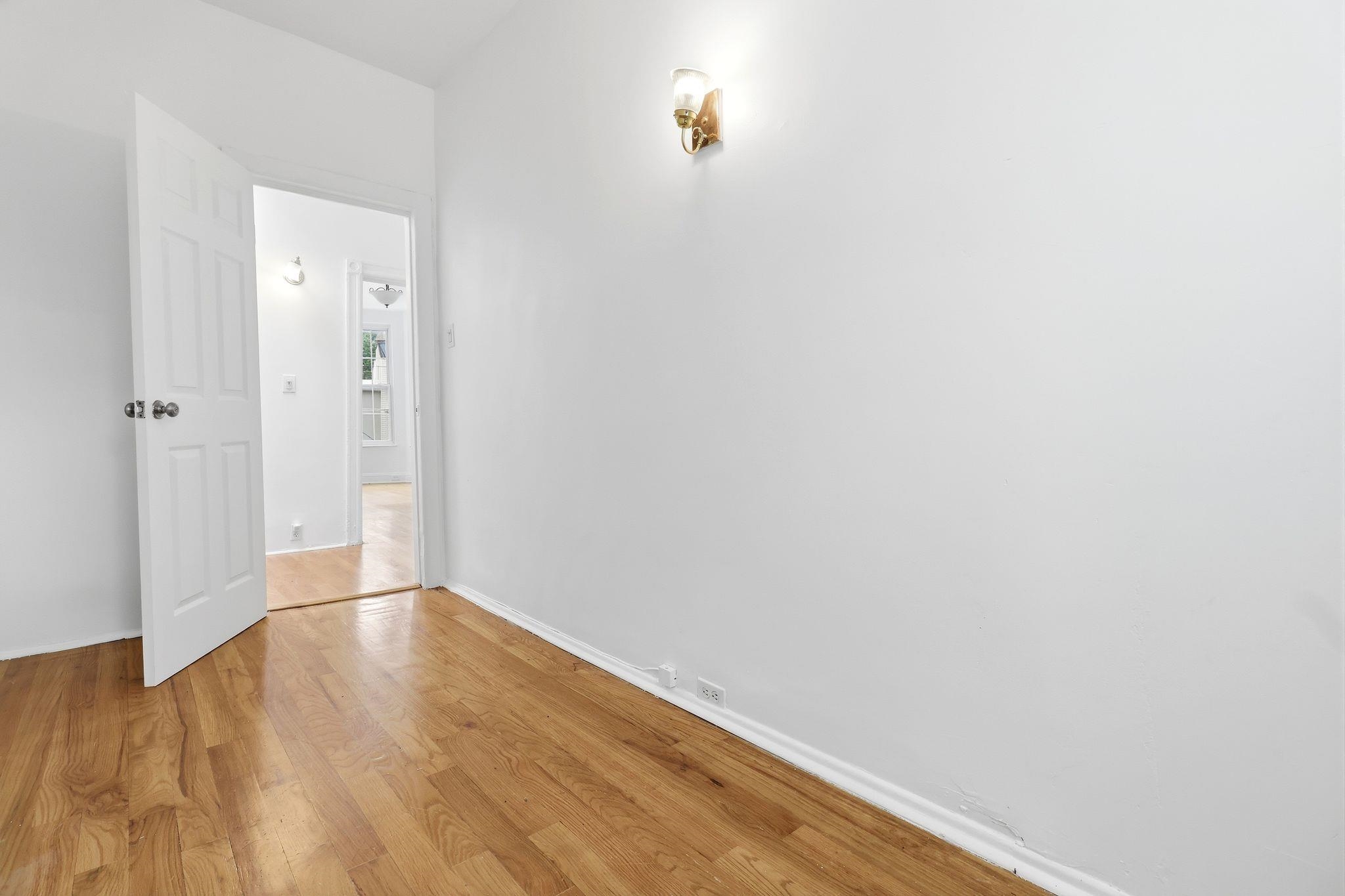 491 MERCER ST Unit: 2