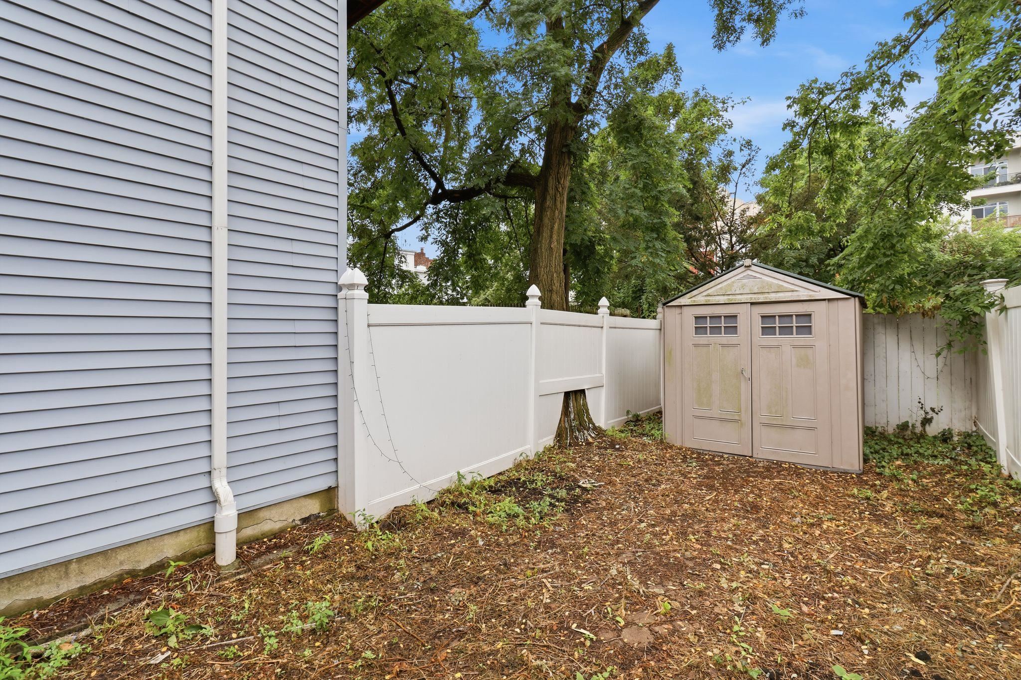 491 MERCER ST Unit: 2