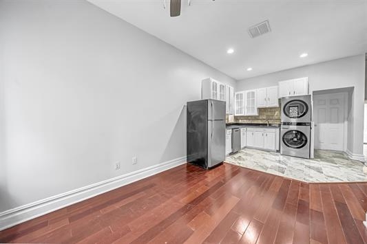 240 CLENDENNY AVE Unit: 5A