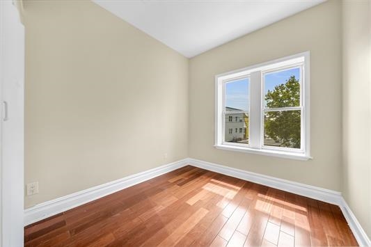 240 CLENDENNY AVE Unit: 5A