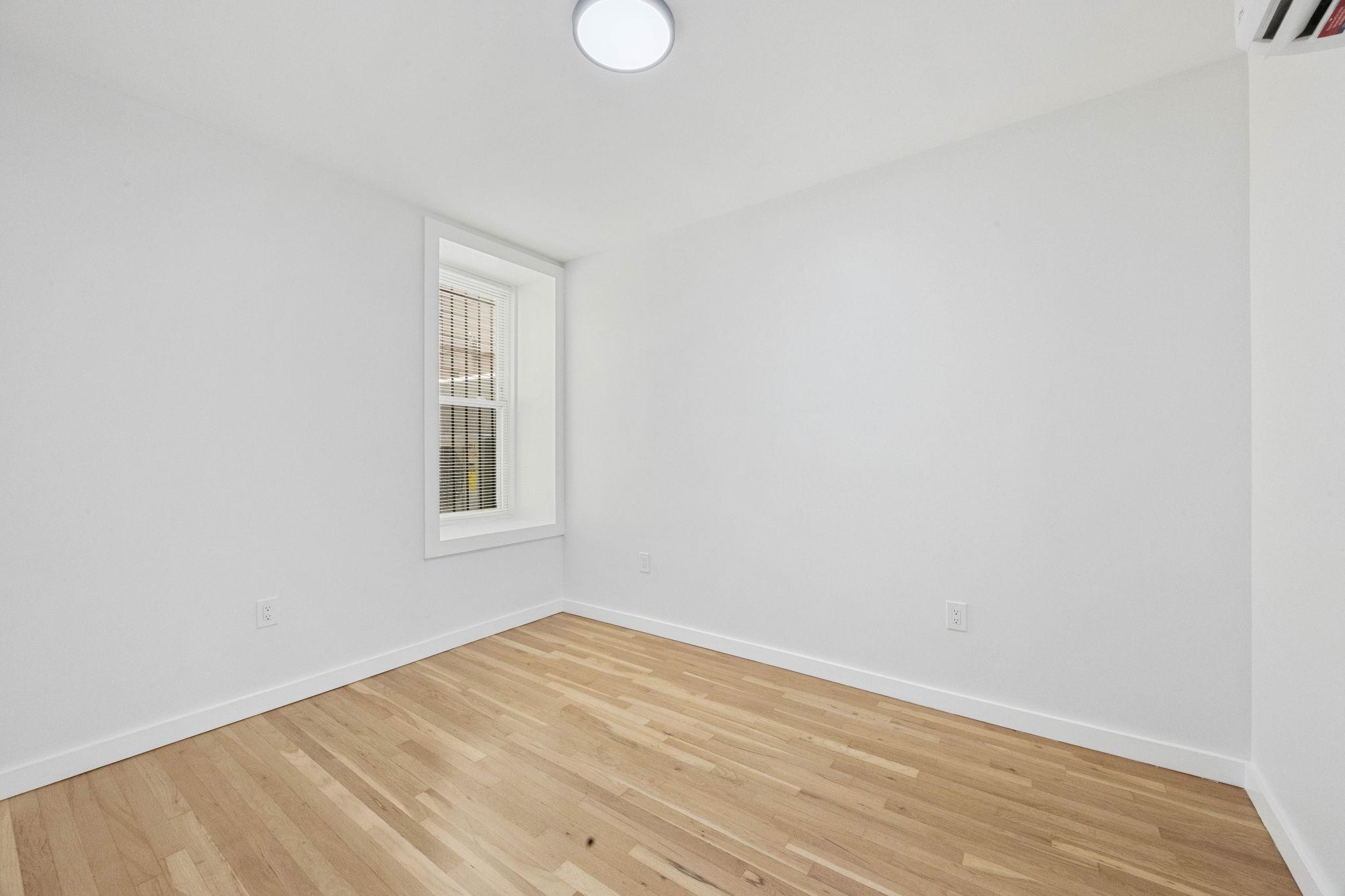 294 HOBOKEN AVE Unit: 1