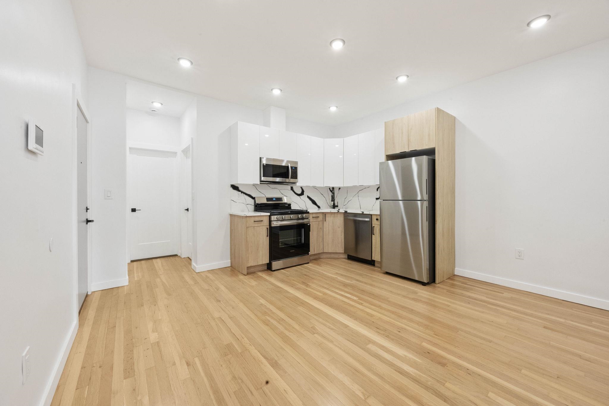 294 HOBOKEN AVE Unit: 1