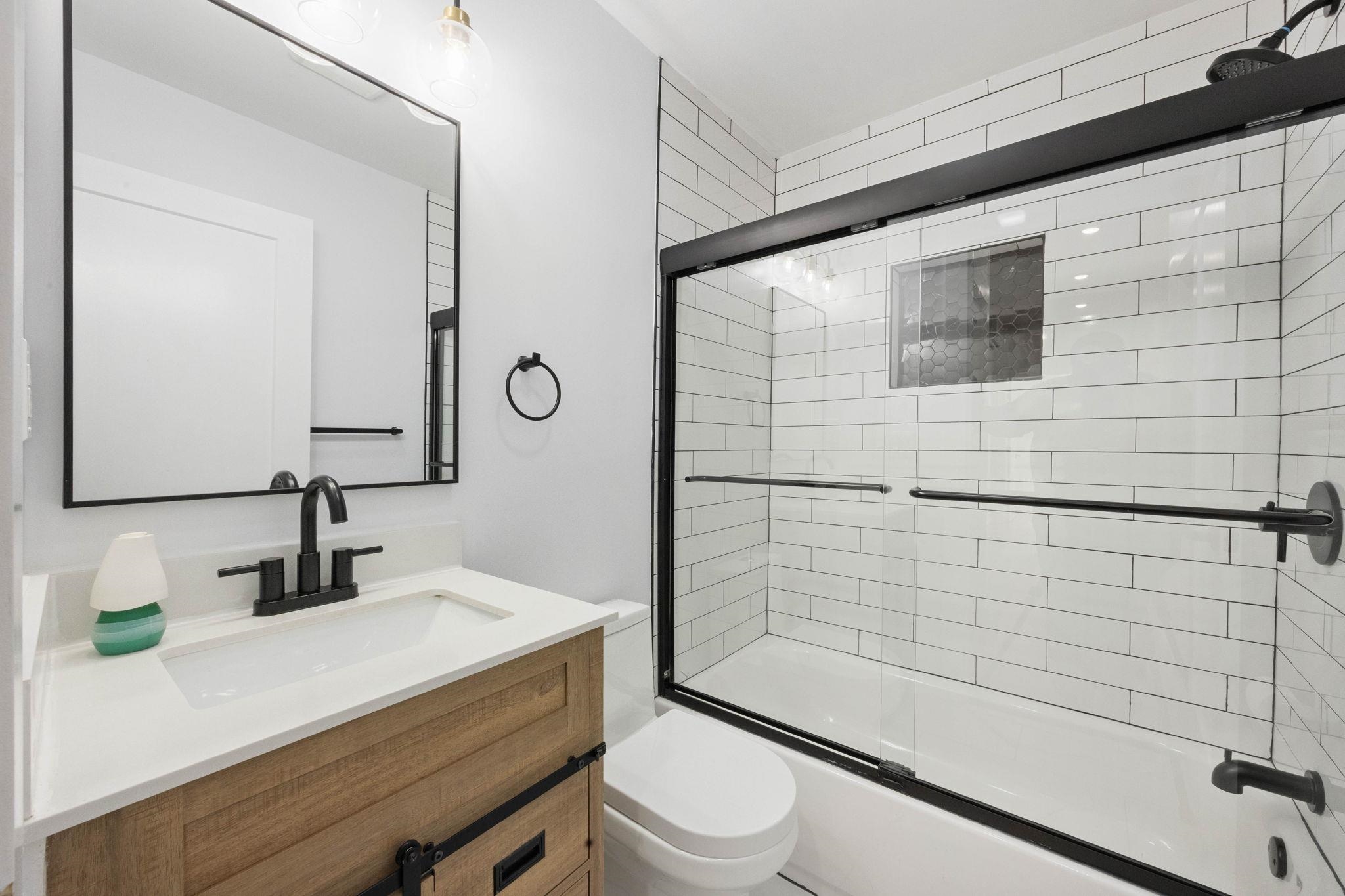 294 HOBOKEN AVE Unit: 1