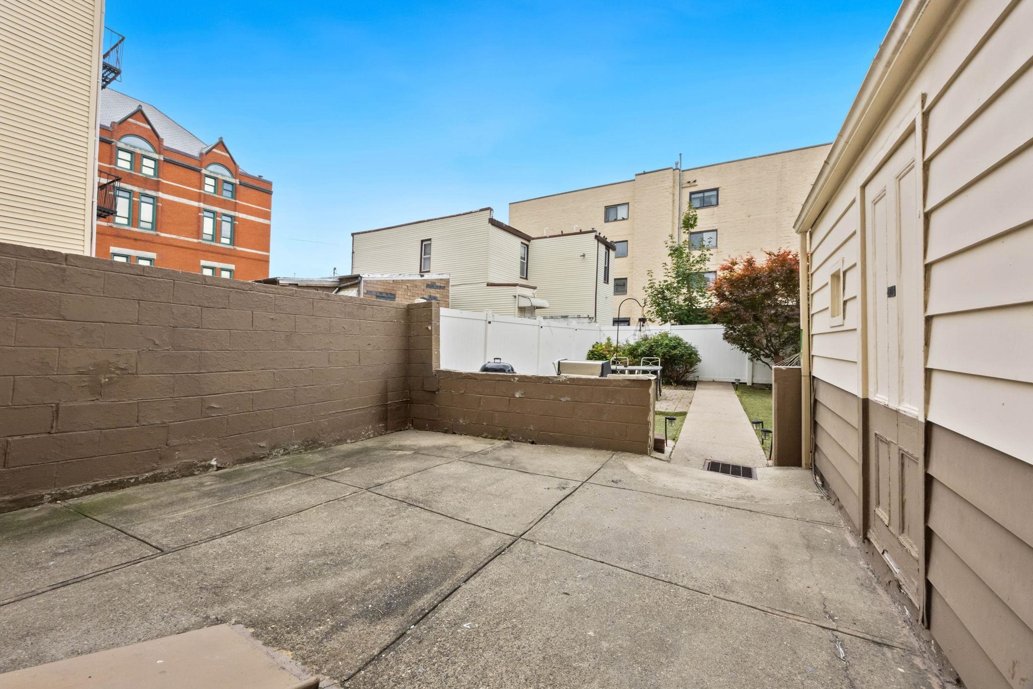 3805 PALISADE AVE Unit: 3