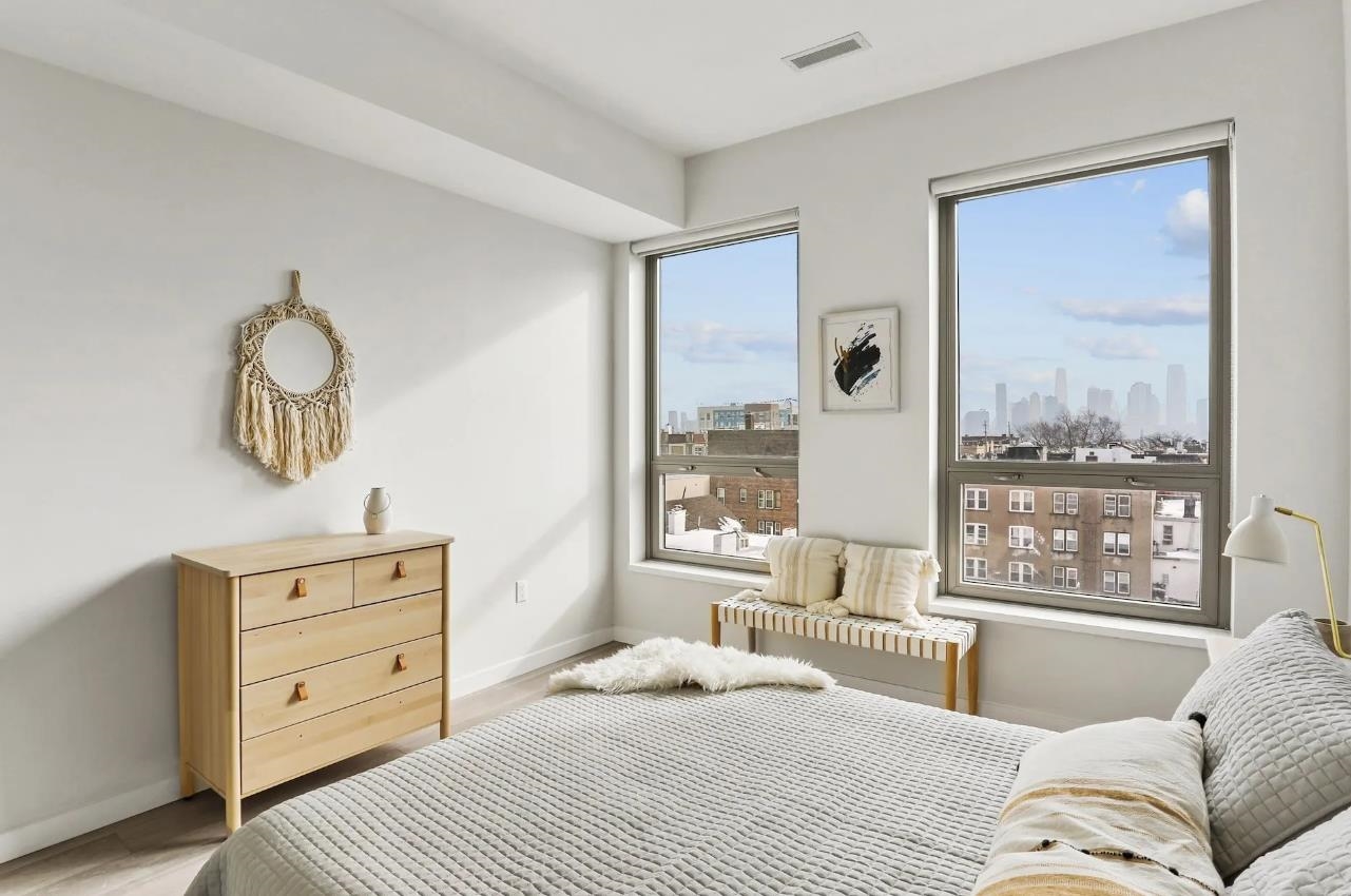 75 JORDAN AVE Unit: 302