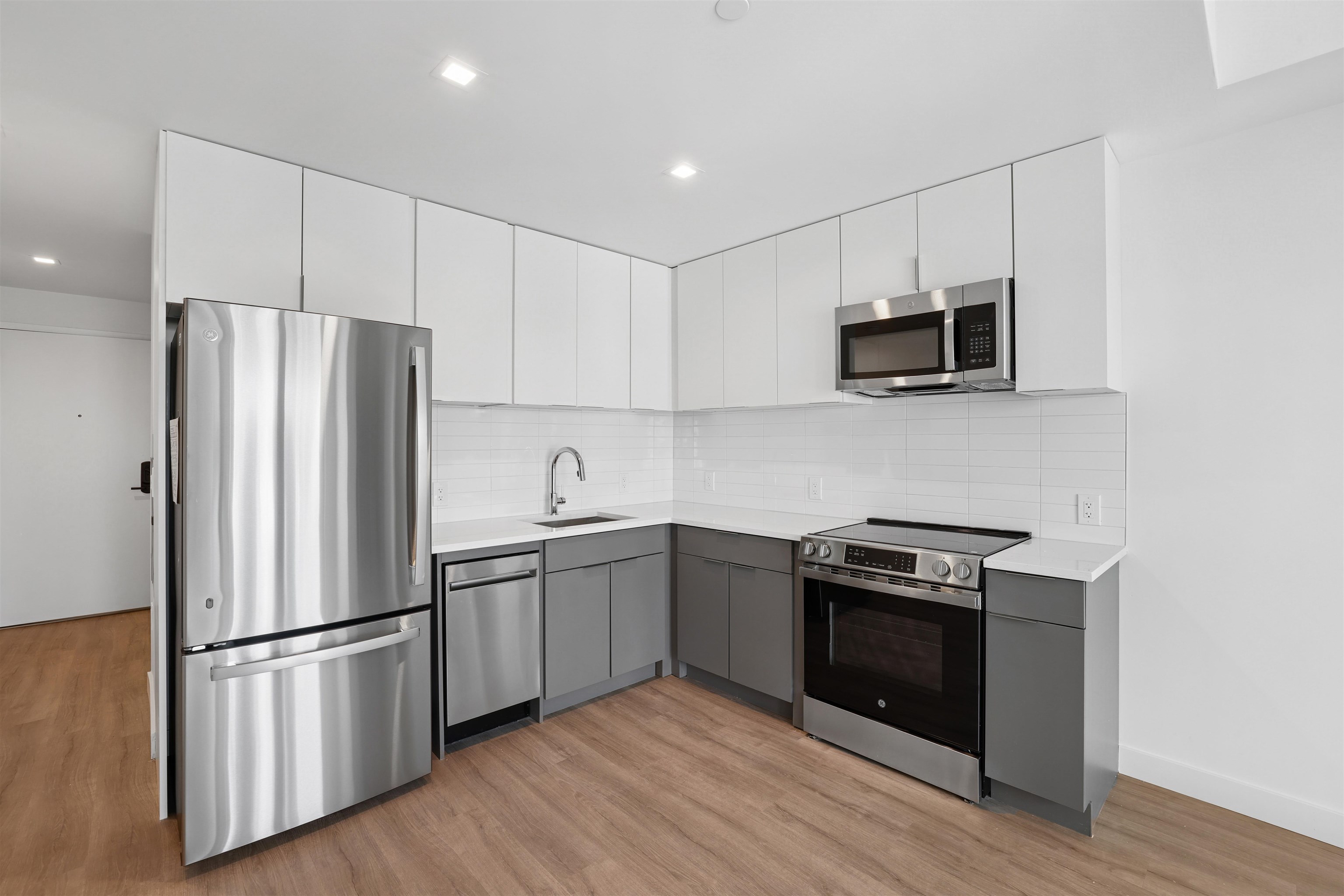 179 ACADEMY ST Unit: 205