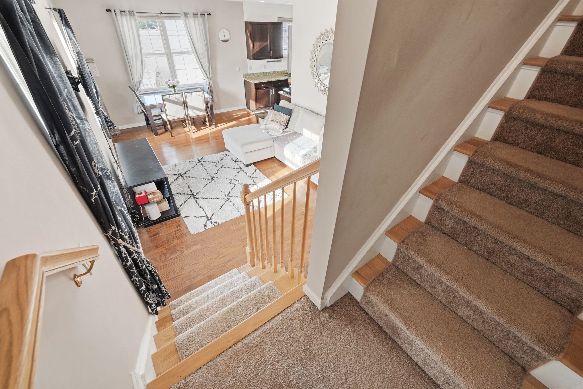 1209 SUMMIT AVE Unit: 407