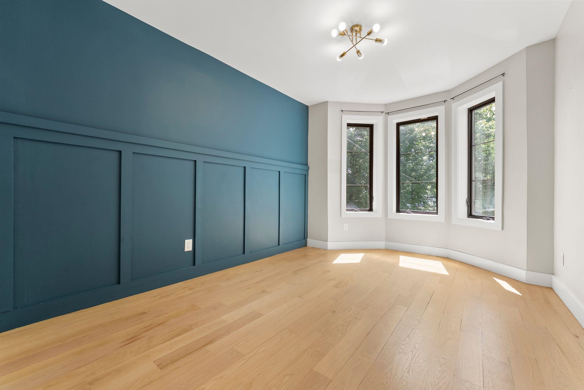 116 BOORAEM AVE Unit: 2