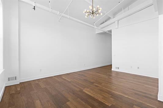 300 COMMUNIPAW AVE Unit: 310