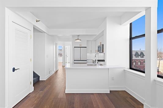 300 COMMUNIPAW AVE Unit: 310