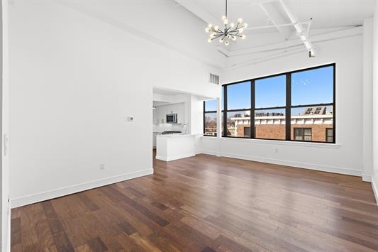 300 COMMUNIPAW AVE Unit: 310