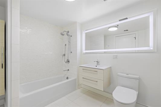 300 COMMUNIPAW AVE Unit: 310