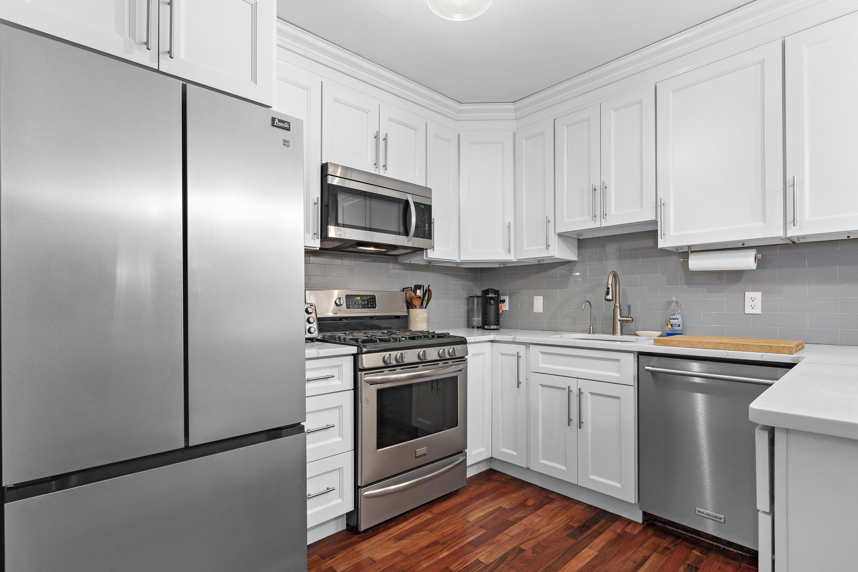 326 MADISON ST Unit: 4