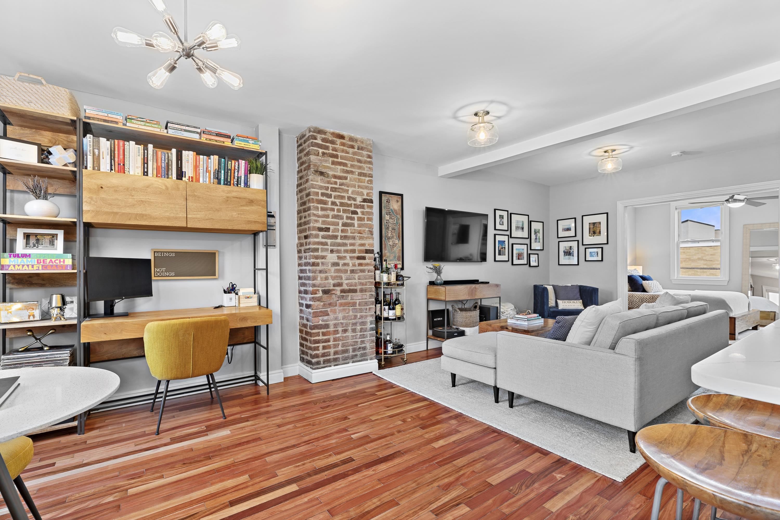 326 MADISON ST Unit: 4