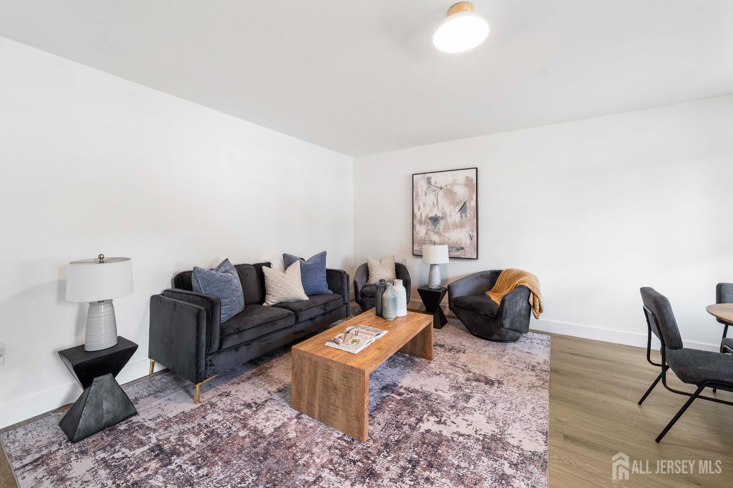 976 Woodmere Drive