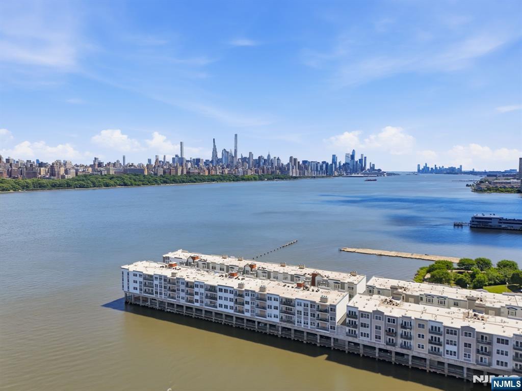 242 The Promenade 242