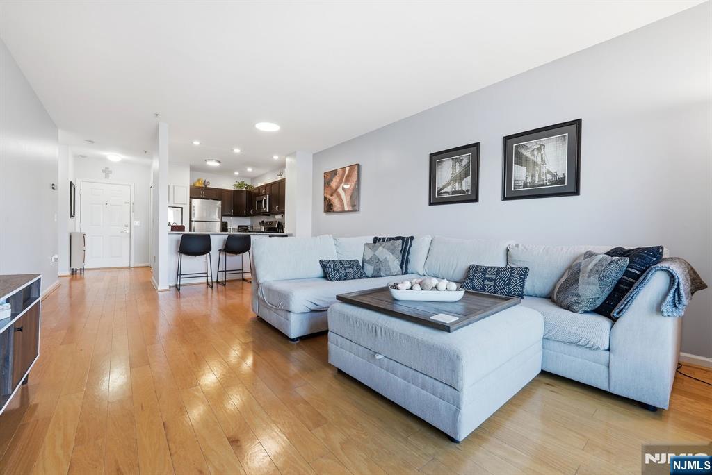 242 The Promenade 242