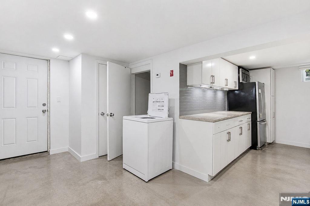 13-23 5th Street