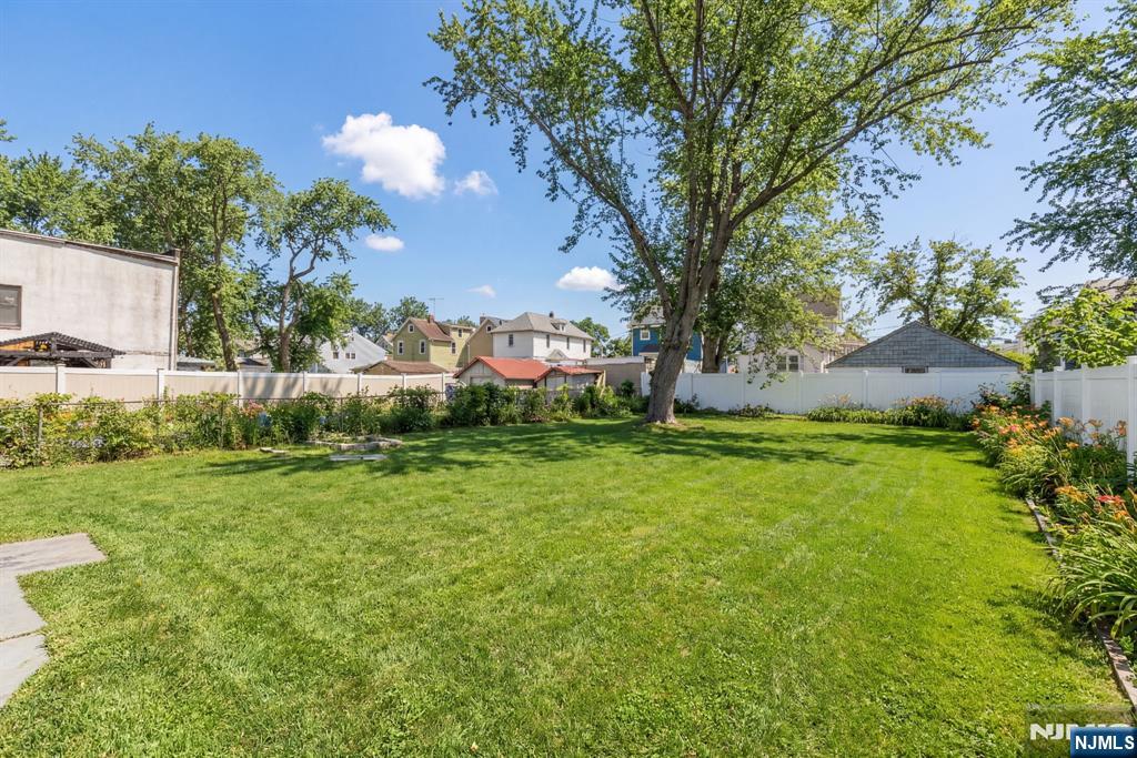 174 Clay Street 2