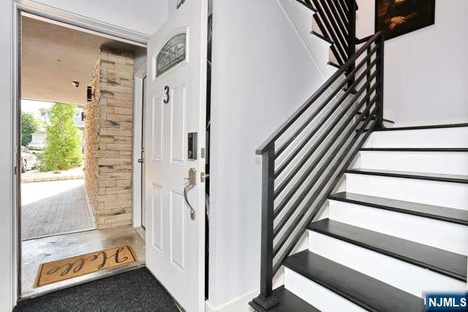 93 Prospect Street 3