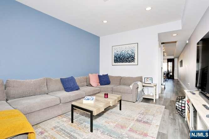 93 Prospect Street 3