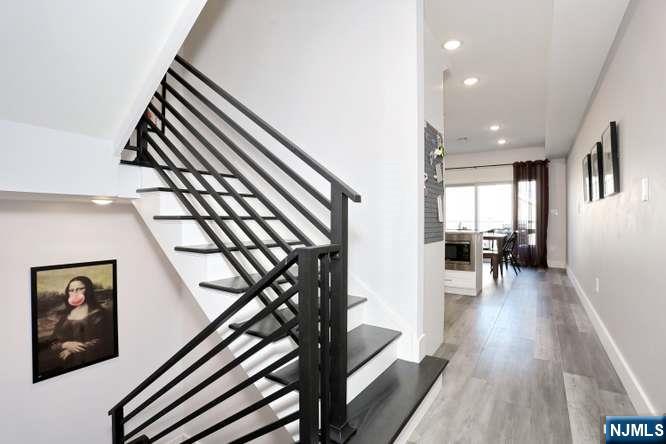 93 Prospect Street 3