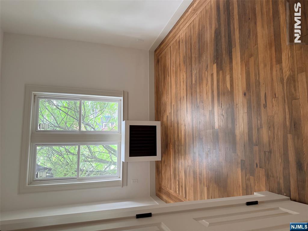 248 E Forest Avenue 2