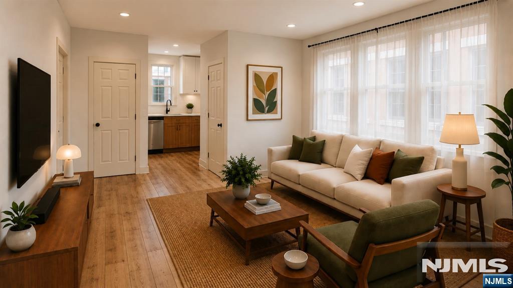 248 E Forest Avenue 2