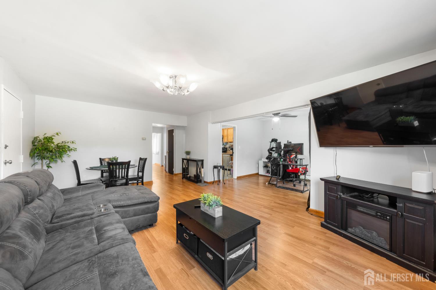 20 Lake Avenue # 2B