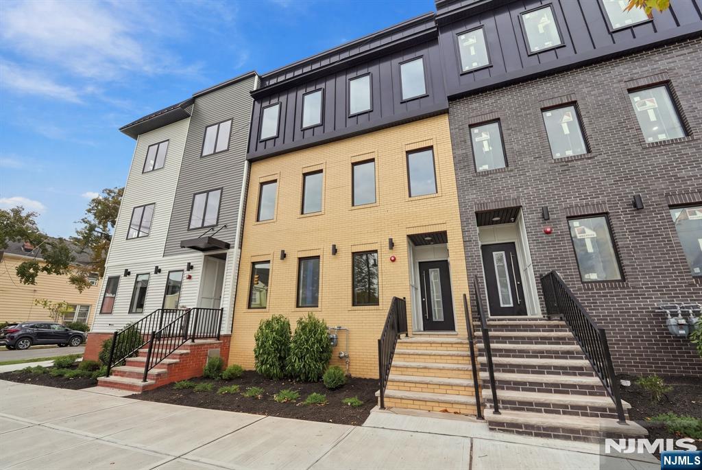 502 Davis Avenue Harrison NJ