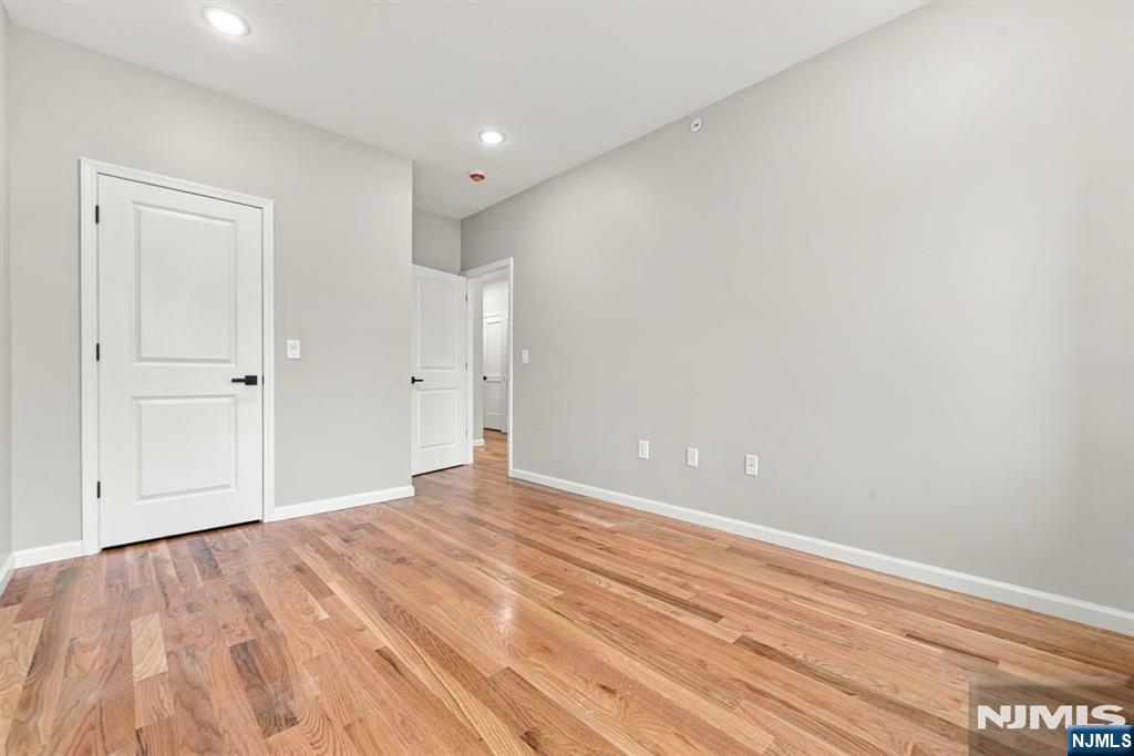 504 Davis Avenue