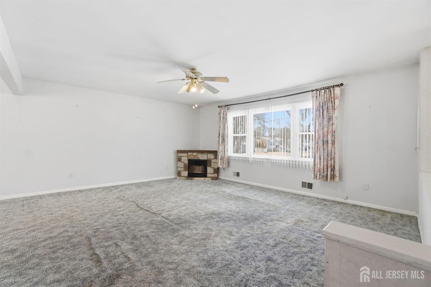 708 Auth Avenue
