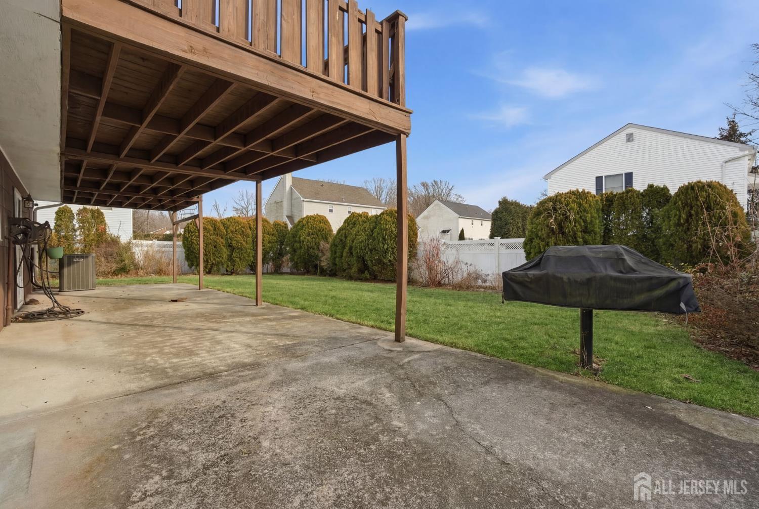 708 Auth Avenue