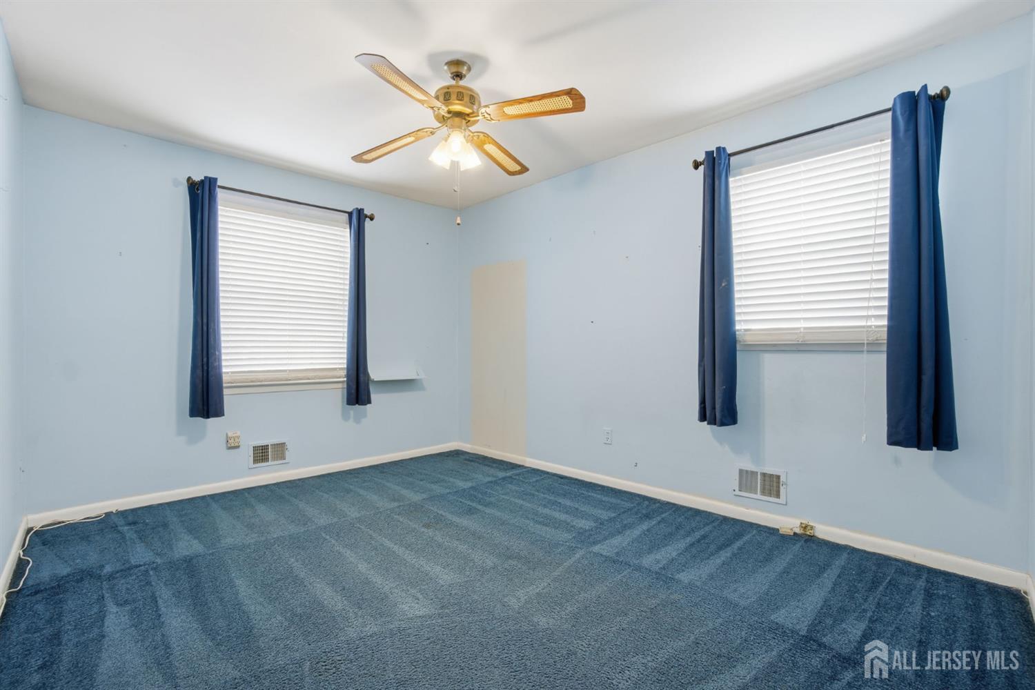 708 Auth Avenue
